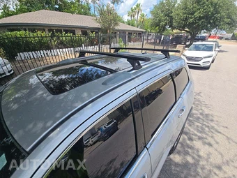 2011 Jeep Grand Cherokee Overland - miniatura 9