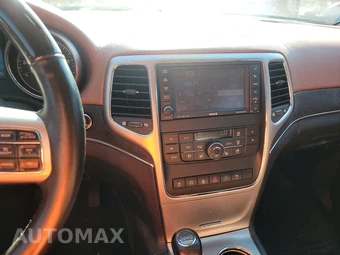 2011 Jeep Grand Cherokee Summit Edition – miniatura 11