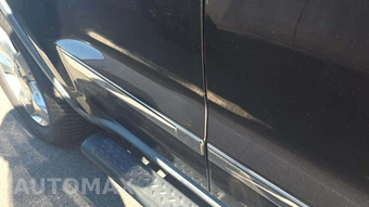 2011 Jeep Grand Cherokee Summit Edition – miniatura 22