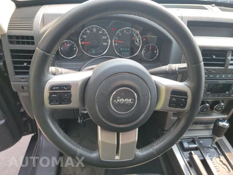 2011 Jeep Liberty Limited Edition - miniatura 10