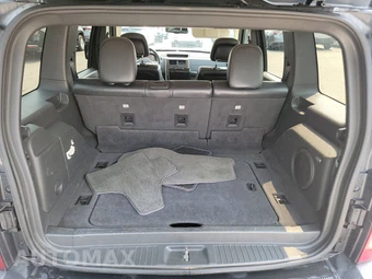 2011 Jeep Liberty Limited Edition - miniatura 16