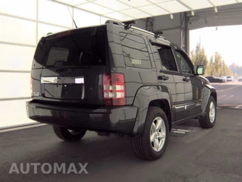 2011 Jeep Liberty Limited Edition - miniatura 4