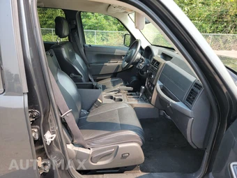 2011 Jeep Liberty Limited Edition - miniatura 8