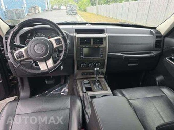 2011 Jeep Liberty Limited Edition – miniatura 10