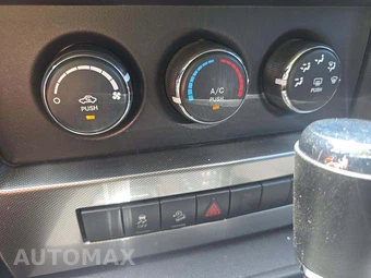 2011 Jeep Liberty Sport – miniatura 24