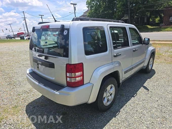 2011 Jeep Liberty Sport – miniatura 3