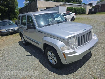 2011 Jeep Liberty Sport – miniatura 4