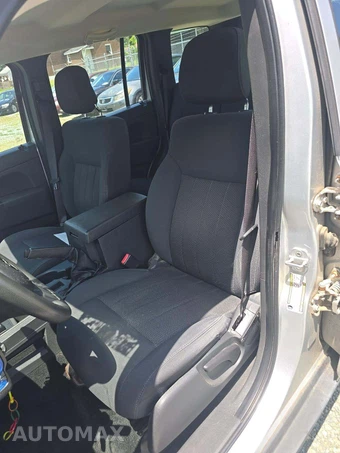 2011 Jeep Liberty Sport – miniatura 6