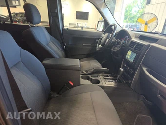 2011 Jeep Liberty Sport – miniatura 8