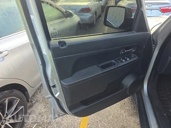 2011 Jeep Liberty Sport - miniatura 9