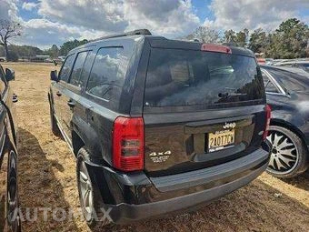 2011 Jeep Patriot Latitude – miniatura 2