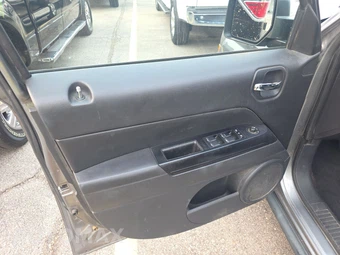 2011 Jeep Patriot Latitude – miniatura 9