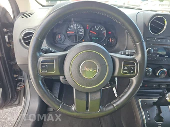2011 Jeep Patriot Latitude - miniatura 10