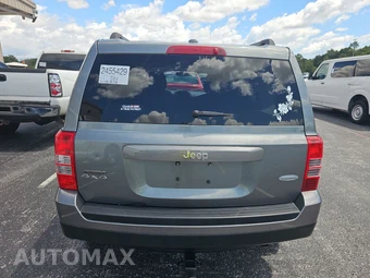 2011 Jeep Patriot Latitude - miniatura 5