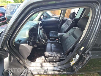 2011 Jeep Patriot Latitude X - miniatura 6