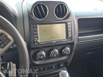 2011 Jeep Patriot Latitude X - miniatura 9