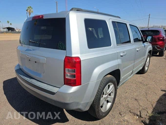 2011 Jeep Patriot Sport - miniatura 3