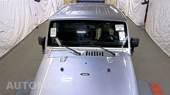 2011 Jeep Wrangler 70th Anniversary Edition – miniatura 2