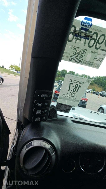 2011 Jeep Wrangler Sport – miniatura 29