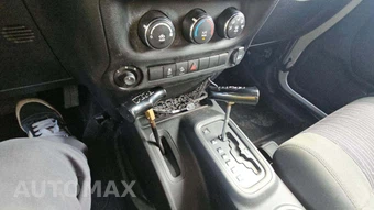 2011 Jeep Wrangler Sport – miniatura 42