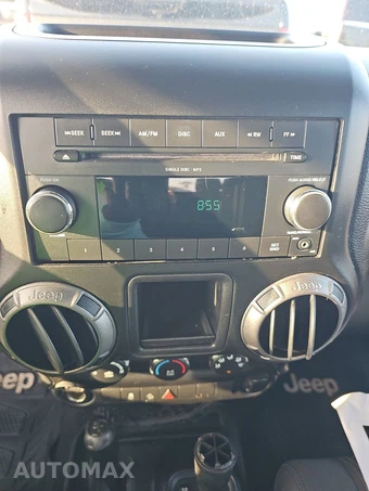 2011 Jeep Wrangler Sport - miniatura 11