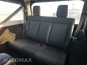 2011 Jeep Wrangler Sport - miniatura 13