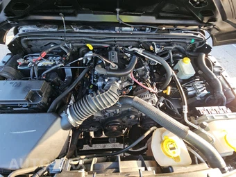 2011 Jeep Wrangler Sport - miniatura 15