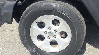 2011 Jeep Wrangler Sport - miniatura 22