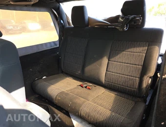 2011 Jeep Wrangler Sport - miniatura 17