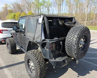 2011 Jeep Wrangler Sport - miniatura 4
