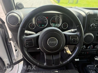 2011 Jeep Wrangler Sport - miniatura 14