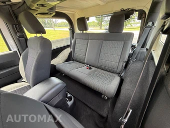 2011 Jeep Wrangler Sport - miniatura 18