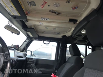 2011 Jeep Wrangler Unlimited Rubicon – miniatura 17