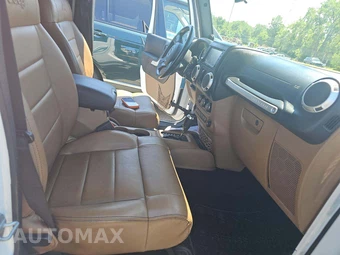 2011 Jeep Wrangler Unlimited Sahara - miniatura 18