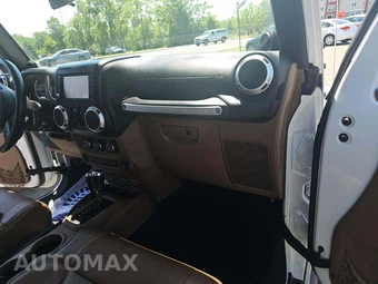 2011 Jeep Wrangler Unlimited Sahara - miniatura 19