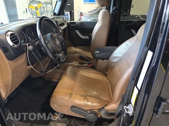 2011 Jeep Wrangler Unlimited Sahara – miniatura 7