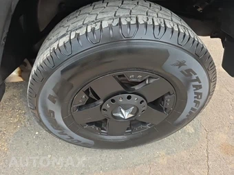 2011 Jeep Wrangler Unlimited Sport - miniatura 11