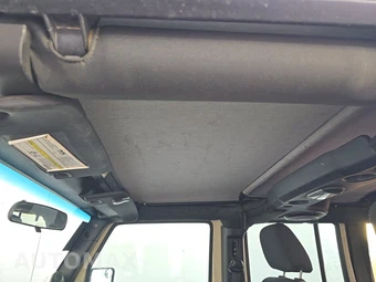 2011 Jeep Wrangler Unlimited Sport - miniatura 17
