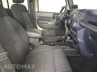 2011 Jeep Wrangler Unlimited Sport - miniatura 8