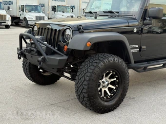 2011 Jeep Wrangler Unlimited Sport - miniatura 25