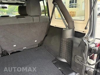 2011 Jeep Wrangler Unlimited Sport - miniatura 54