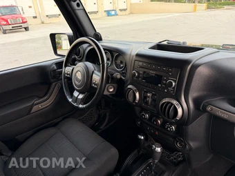 2011 Jeep Wrangler Unlimited Sport - miniatura 94