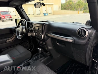 2011 Jeep Wrangler Unlimited Sport - miniatura 96