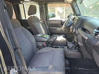 2011 Jeep Wrangler Unlimited Sport - miniatura 18