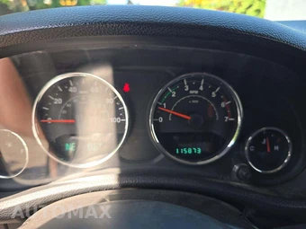 2011 Jeep Wrangler Unlimited Sport - miniatura 9