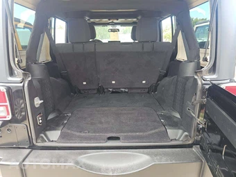 2011 Jeep Wrangler Unlimited Sport - miniatura 14