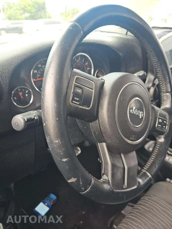 2011 Jeep Wrangler Unlimited Sport - miniatura 21