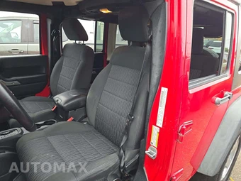 2011 Jeep Wrangler Unlimited Sport - miniatura 6