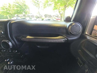 2011 Jeep Wrangler Unlimited Sport - miniatura 19