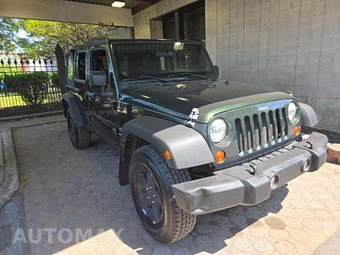 2011 Jeep Wrangler Unlimited Sport - miniatura 4